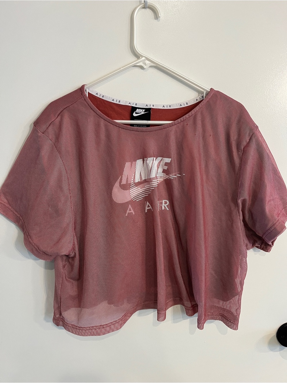Women’s size 2X Nike Mesh Overlay Short Sleeve Crop Top Activewear Top